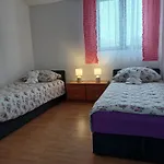 Dom wakacyjny Family Friendly House With A Swimming Pool Donji Dolac, Zagora - 21274